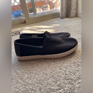 Tom’s Slip On sneakers